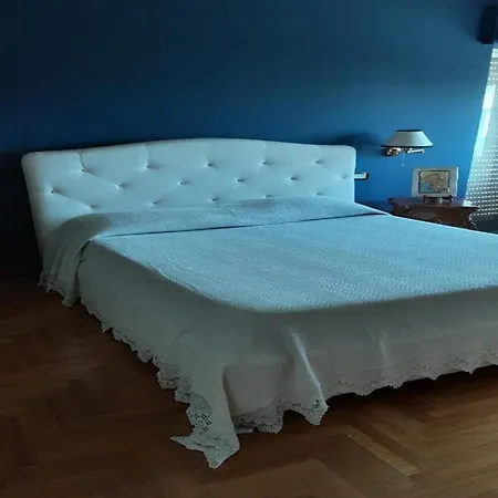 In Near Tyrrhenian Sea בית נופש