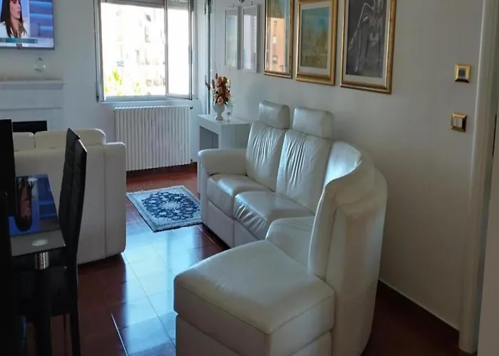 In Near Tyrrhenian Sea Casa de Férias Pizzo (Calabria)