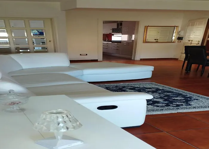 In Near Tyrrhenian Sea * Pizzo (Calabria)